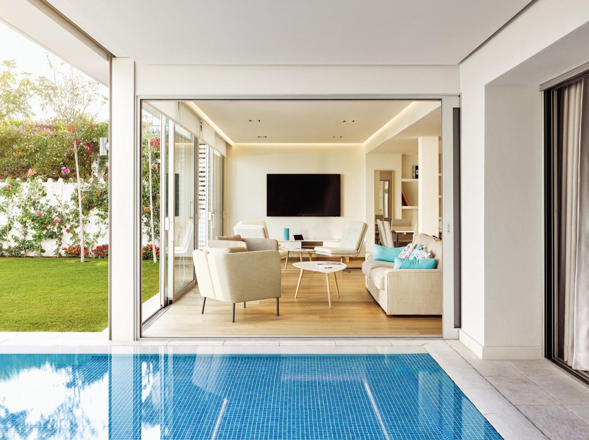 Villa Private Pool,301597820:JPEG
